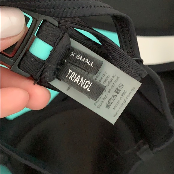 Triangl Bikini - Picture 4 of 5